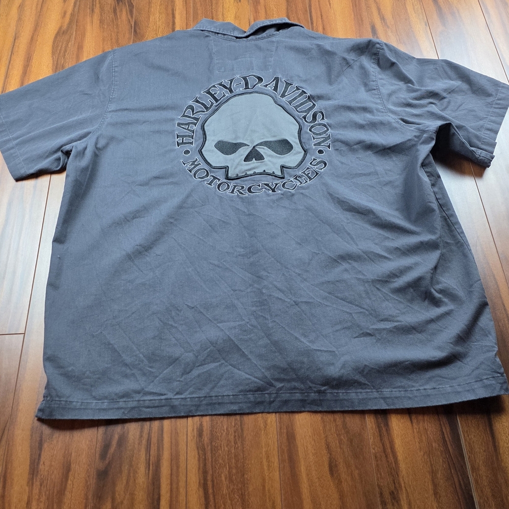 Harley Davidson Shirt Men's 2XL Gray Willie G Skull Mechanic Moto Short Sleeve